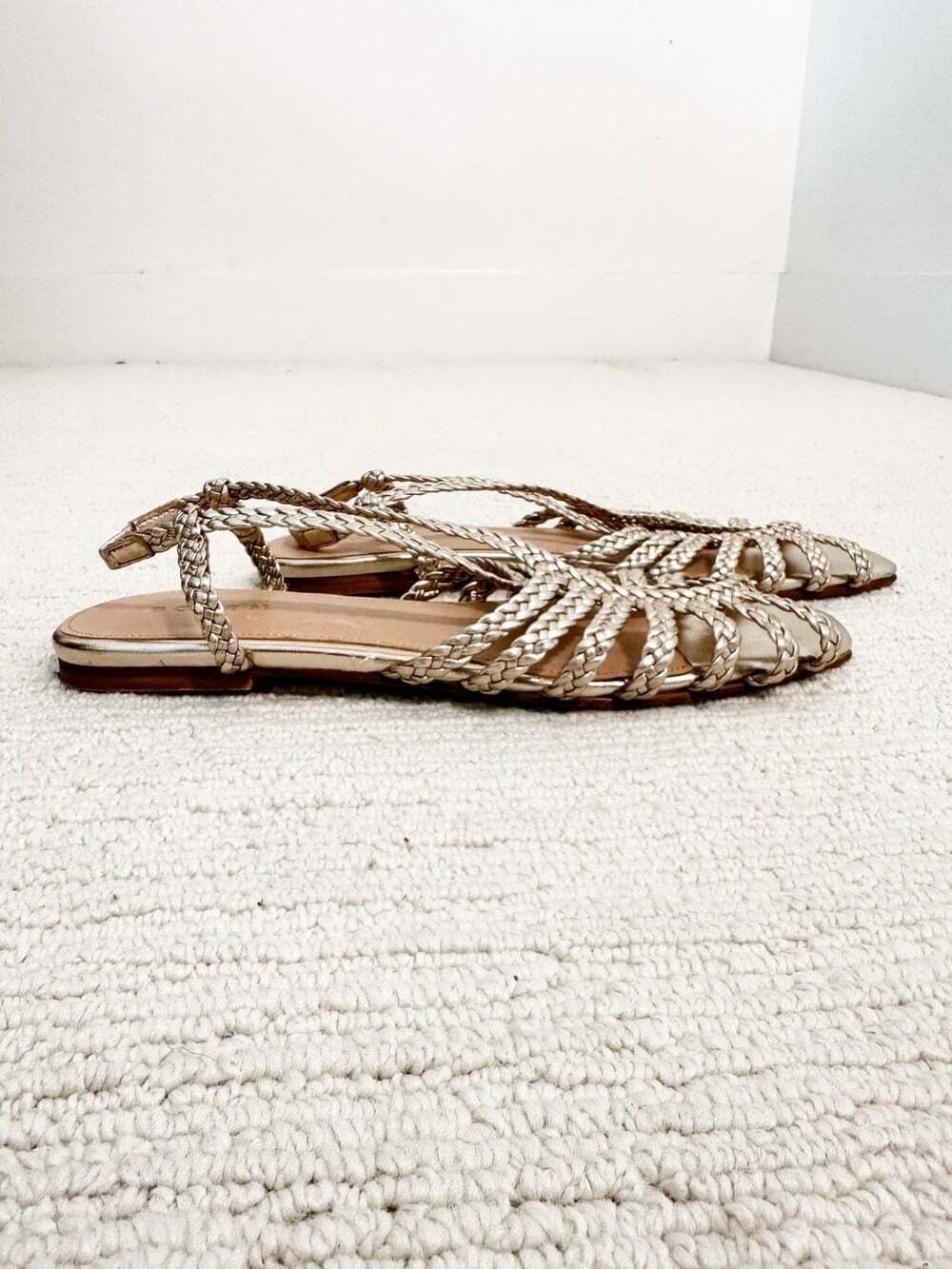 BODEN Braided Strap Square Toe Sz 10.5 Gold Sandals Flat Resort Vacation Cruise